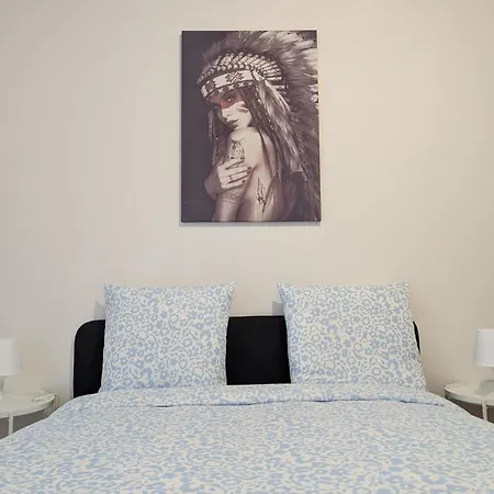 Le Vauban - 2 Chambres, Salon, Cuisine Equipee, Parking Et Wifi Gratuit *