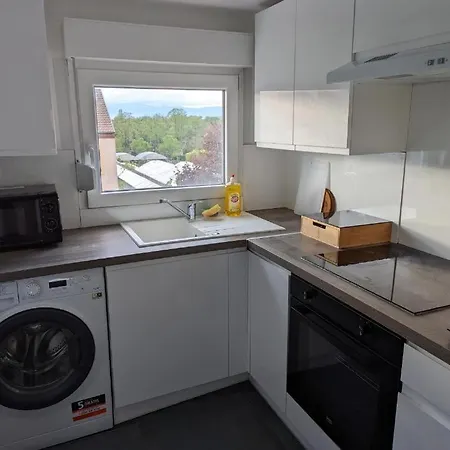 شقة Le Vauban - 2 Chambres, Salon, Cuisine Equipee, Parking Et Wifi Gratuit *